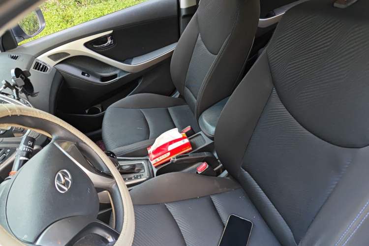 Used Hyundai Elantra (5th Generation / Langdong) 2012 1.6L Automatic Leading Model Left Front Seat
