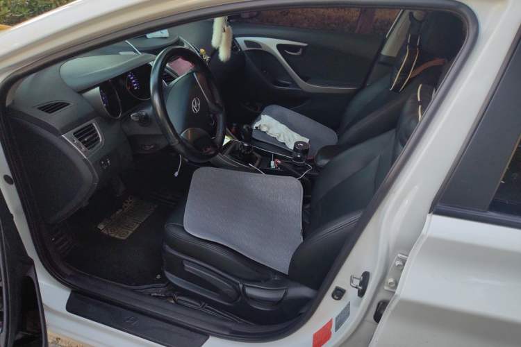 Used Hyundai Elantra (5th Generation / Langdong) 2012 1.6L Manual Fashion Edition Left Front Seat