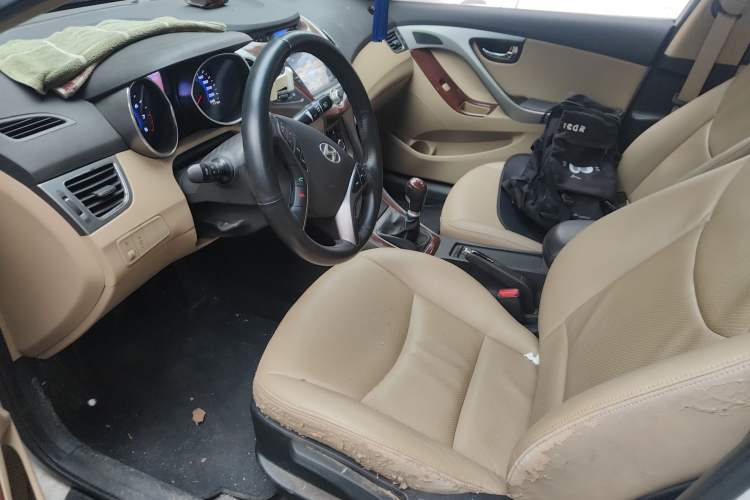 Used Hyundai Elantra (5th Generation / Langdong) 2012 1.6L Manual Leading Model Left Front Seat