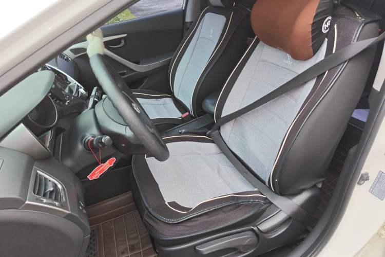 Used Hyundai Elantra (5th Generation / Langdong) 2012 1.6L Automatic Fashion Edition Left Front Seat