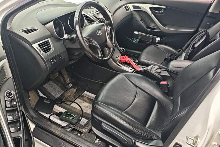 Used Hyundai Elantra (5th Generation / Langdong) 2012 1.6L Automatic Prestige Model Left Front Seat