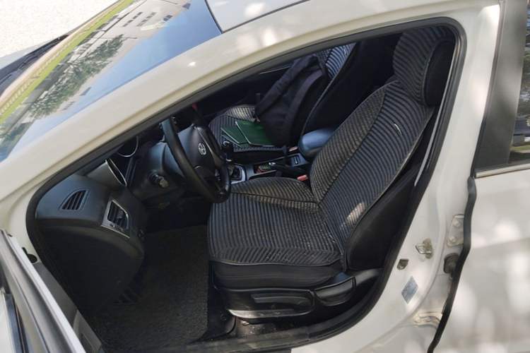 Used Hyundai Elantra (5th Generation / Langdong) 2012 1.6L Manual Leading Model Left Front Seat
