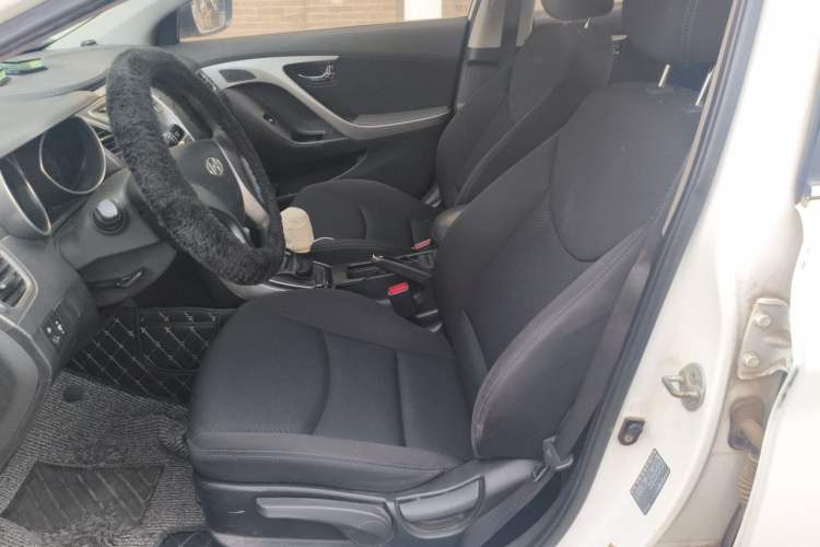 Used Hyundai Elantra (5th Generation / Langdong) 2012 1.6L Manual Leading Model Left Front Seat