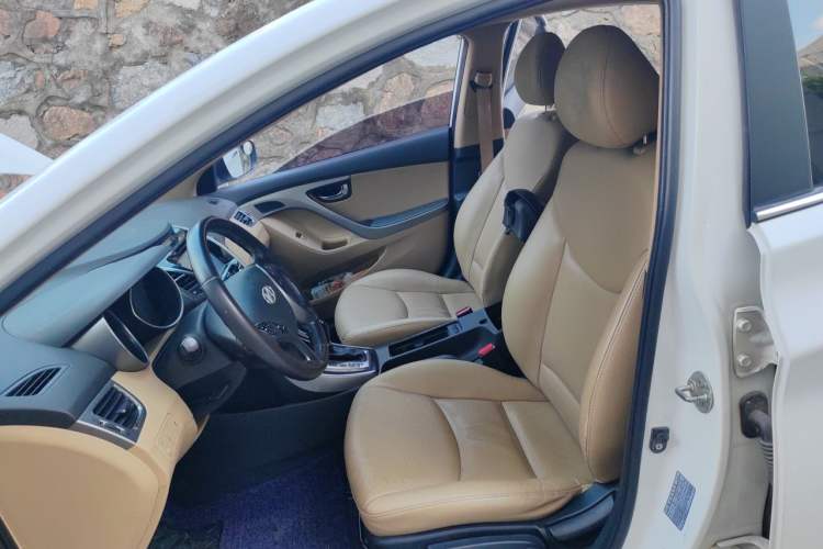 Used Hyundai Elantra (5th Generation / Langdong) 2012 1.6L Automatic Prestige Model Left Front Seat
