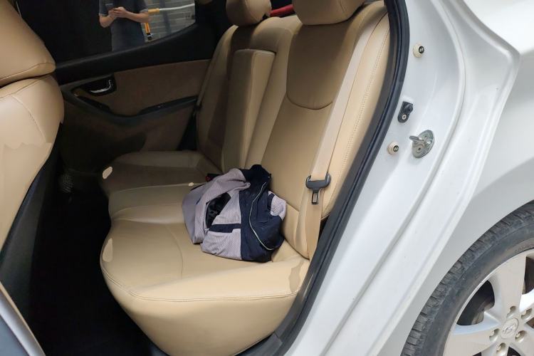Used Hyundai Elantra (5th Generation / Langdong) 2012 1.6L Automatic Leading Model Left Rear Seat