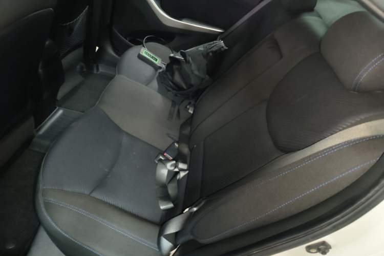 Used Hyundai Elantra (5th Generation / Langdong) 2012 1.6L Automatic Leading Model Left Rear Seat