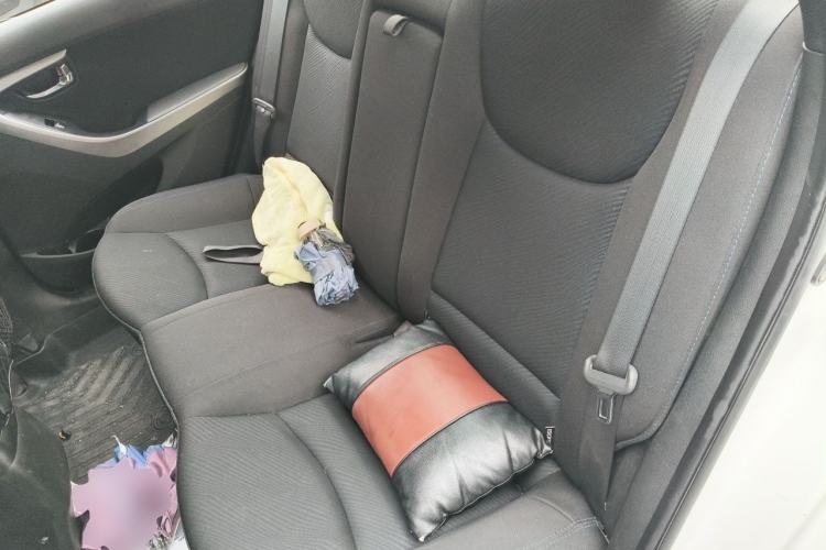 Used Hyundai Elantra (5th Generation / Langdong) 2012 1.6L Automatic Leading Model Left Rear Seat