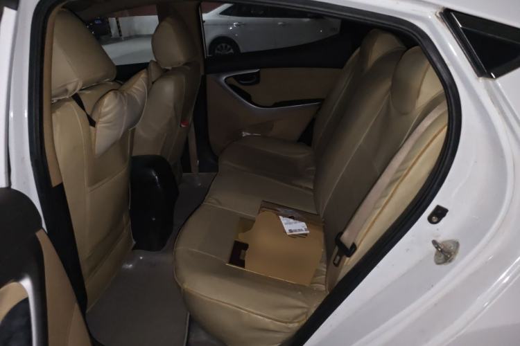 Used Hyundai Elantra (5th Generation / Langdong) 2012 1.6L Manual Fashion Edition Left Rear Seat