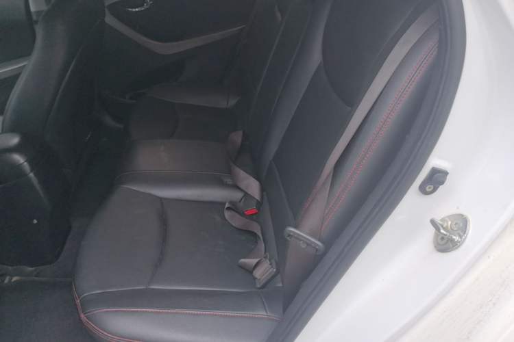 Used Hyundai Elantra (5th Generation / Langdong) 2012 1.6L Manual Leading Model Left Rear Seat