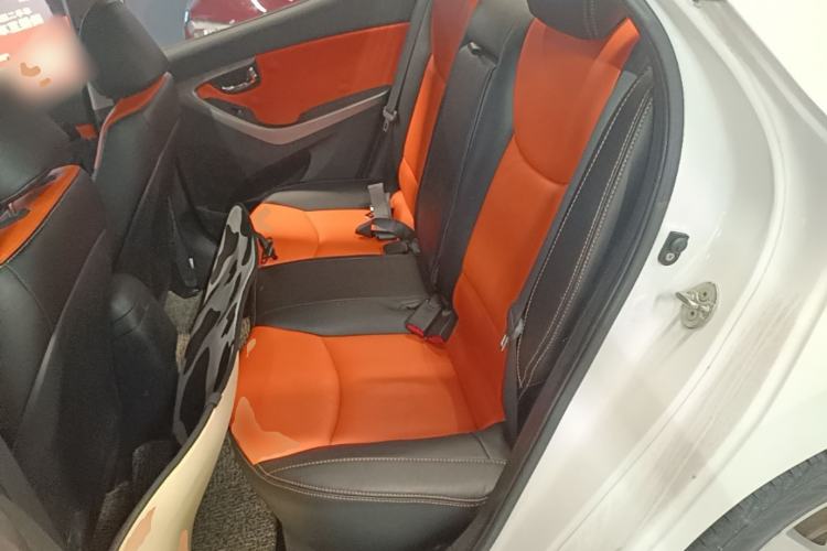Used Hyundai Elantra (5th Generation / Langdong) 2012 1.6L Automatic Leading Model Left Rear Seat