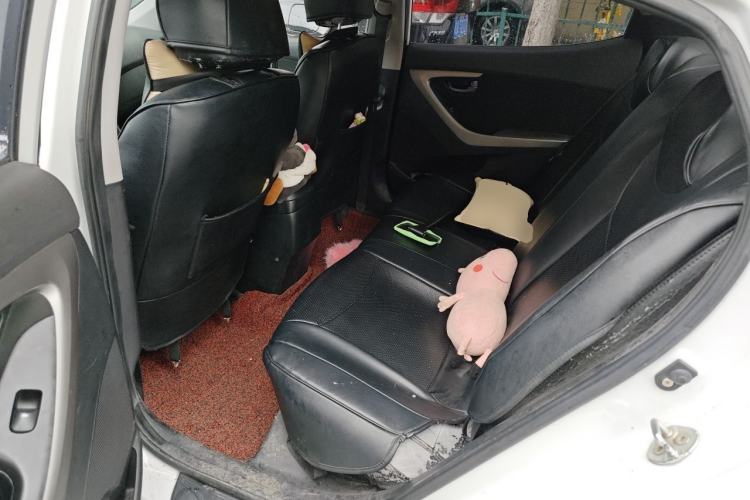 Used Hyundai Elantra (5th Generation / Langdong) 2012 1.6L Automatic Fashion Edition Left Rear Seat
