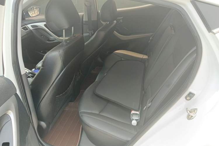 Used Hyundai Elantra (5th Generation / Langdong) 2012 1.6L Automatic Prestige Model Left Rear Seat