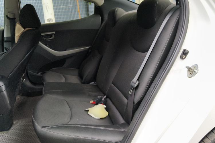 Used Hyundai Elantra (5th Generation / Langdong) 2012 1.6L Manual Fashion Edition Left Rear Seat