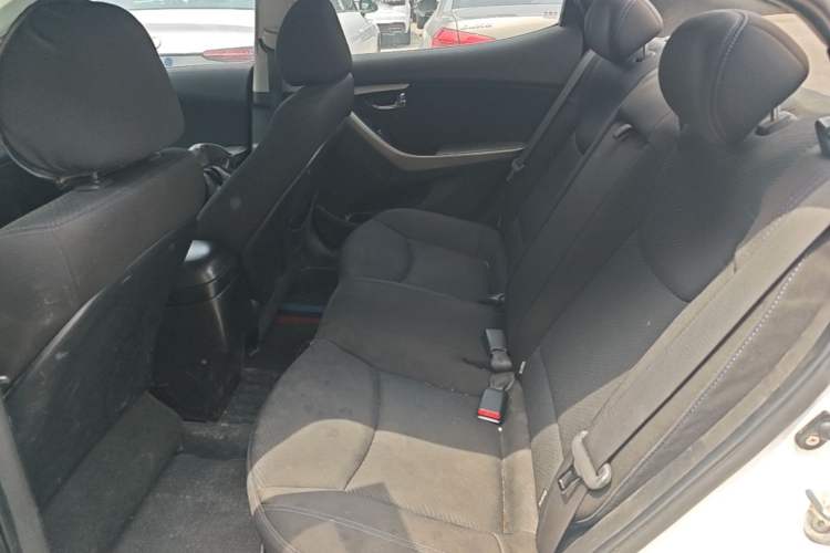 Used Hyundai Elantra (5th Generation / Langdong) 2012 1.6L Manual Leading Model Left Rear Seat