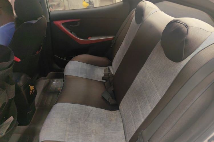 Used Hyundai Elantra (5th Generation / Langdong) 2012 1.6L Automatic Fashion Edition Left Rear Seat