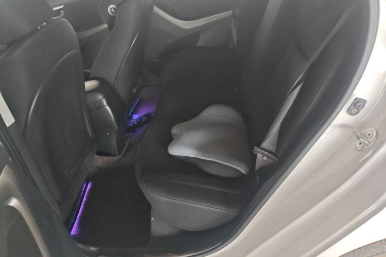 Used Hyundai Elantra (5th Generation / Langdong) 2012 1.6L Automatic Fashion Edition Left Rear Seat