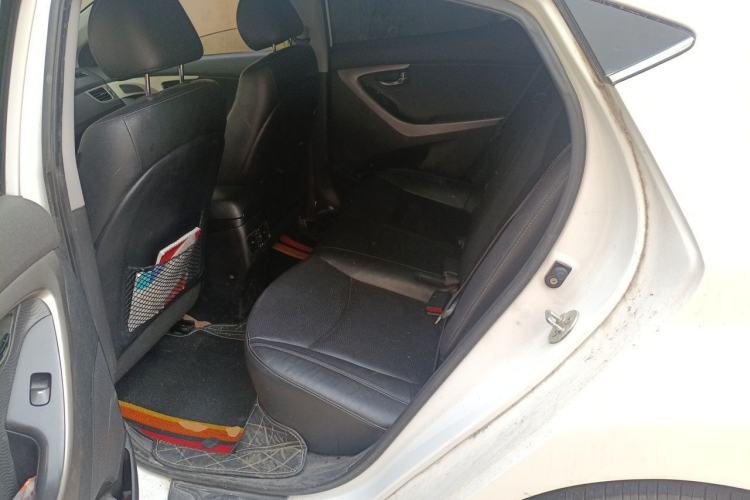 Used Hyundai Elantra (5th Generation / Langdong) 2012 1.6L Automatic Leading Model Left Rear Seat