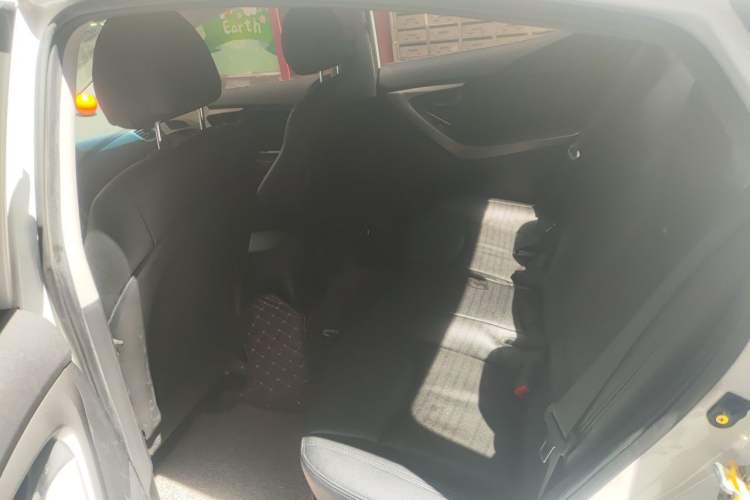 Used Hyundai Elantra (5th Generation / Langdong) 2012 1.6L Manual Fashion Edition Left Rear Seat