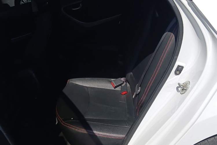Used Hyundai Elantra (5th Generation / Langdong) 2012 1.6L Manual Leading Model Left Rear Seat