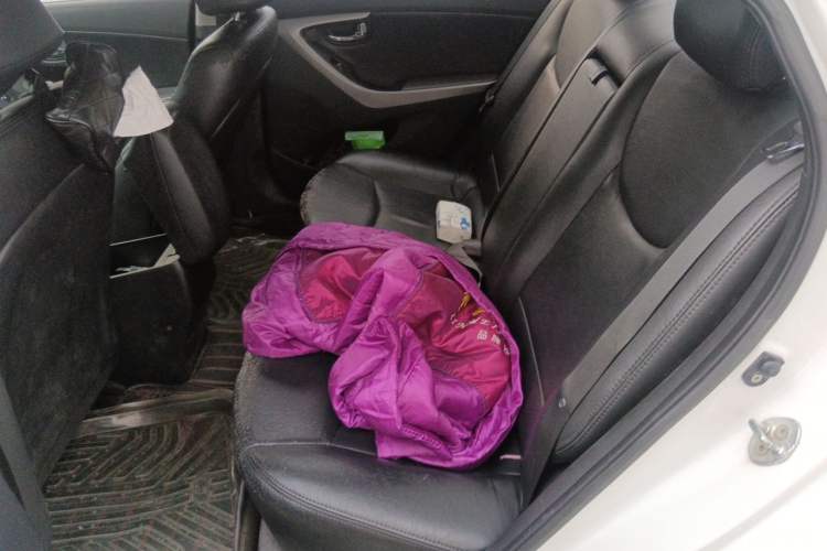Used Hyundai Elantra (5th Generation / Langdong) 2012 1.6L Manual Leading Model Left Rear Seat