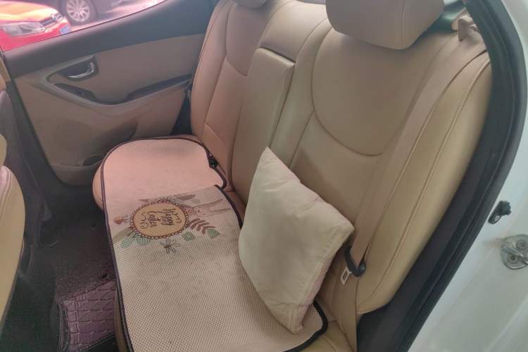 Used Hyundai Elantra (5th Generation / Langdong) 2012 1.6L Automatic Leading Model Left Rear Seat