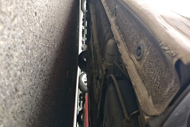 Used Hyundai Elantra (5th Generation / Langdong) 2012 1.6L Automatic Prestige Model Left Side Sill