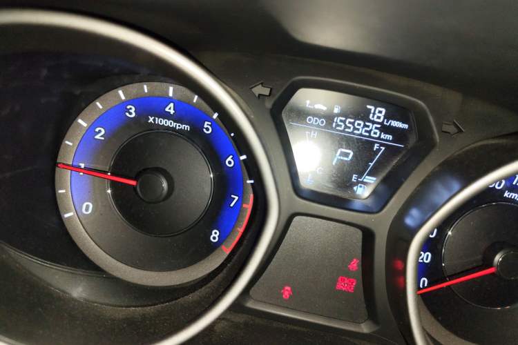 Used Hyundai Elantra (5th Generation / Langdong) 2012 1.6L Automatic Fashion Edition Odometer Close Up