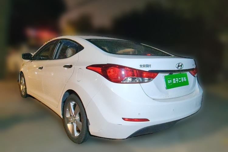Used Hyundai Elantra (5th Generation / Langdong) 2012 1.6L Manual Leading Model Rear Left 45 Deg