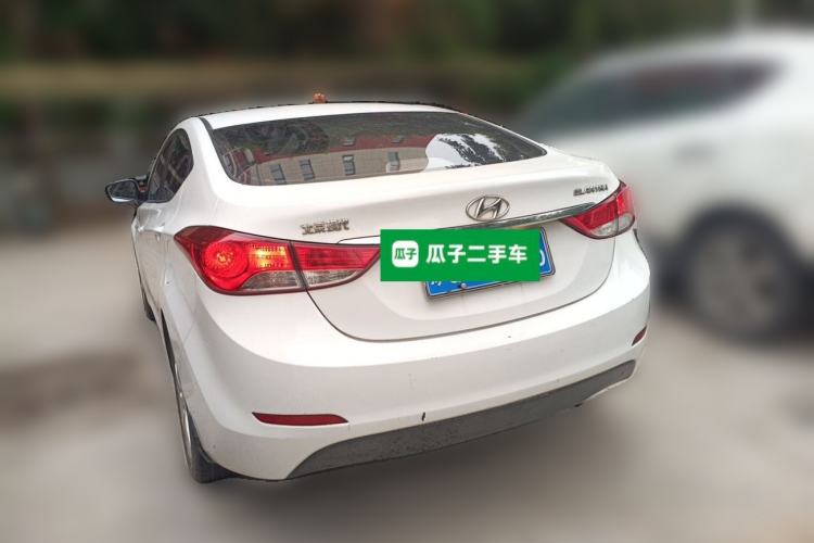 Used Hyundai Elantra (5th Generation / Langdong) 2012 1.6L Manual Fashion Edition Rear Left 45 Deg