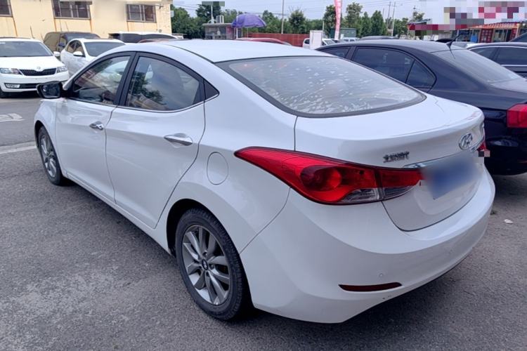 Used Hyundai Elantra (5th Generation / Langdong) 2012 1.6L Manual Leading Model Rear Left 45 Deg