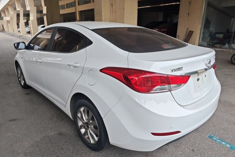 Used Hyundai Elantra (5th Generation / Langdong) 2012 1.6L Automatic Fashion Edition Rear Left 45 Deg