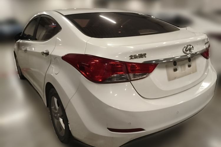 Used Hyundai Elantra (5th Generation / Langdong) 2012 1.6L Manual Leading Model Rear Left 45 Deg