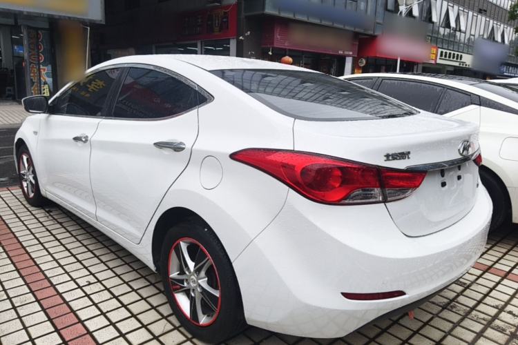 Used Hyundai Elantra (5th Generation / Langdong) 2012 1.6L Automatic Fashion Edition Rear Left 45 Deg