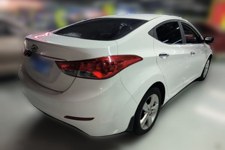 Used Hyundai Elantra (5th Generation / Langdong) 2012 1.6L Automatic Leading Model Rear Right 45 Deg