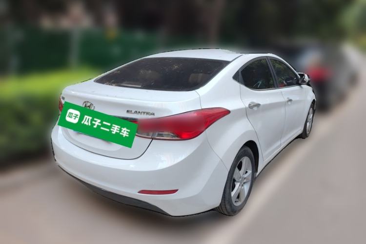 Used Hyundai Elantra (5th Generation / Langdong) 2012 1.6L Automatic Fashion Edition Rear Right 45 Deg