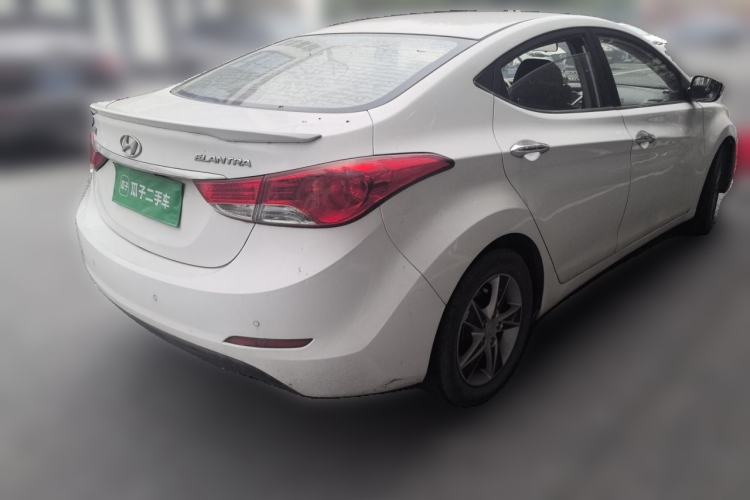 Used Hyundai Elantra (5th Generation / Langdong) 2012 1.6L Manual Leading Model Rear Right 45 Deg