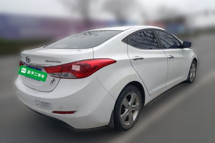 Used Hyundai Elantra (5th Generation / Langdong) 2012 1.6L Automatic Leading Model Rear Right 45 Deg