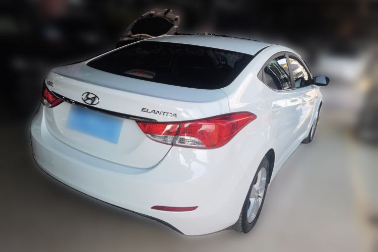 Used Hyundai Elantra (5th Generation / Langdong) 2012 1.6L Automatic Fashion Edition Rear Right 45 Deg