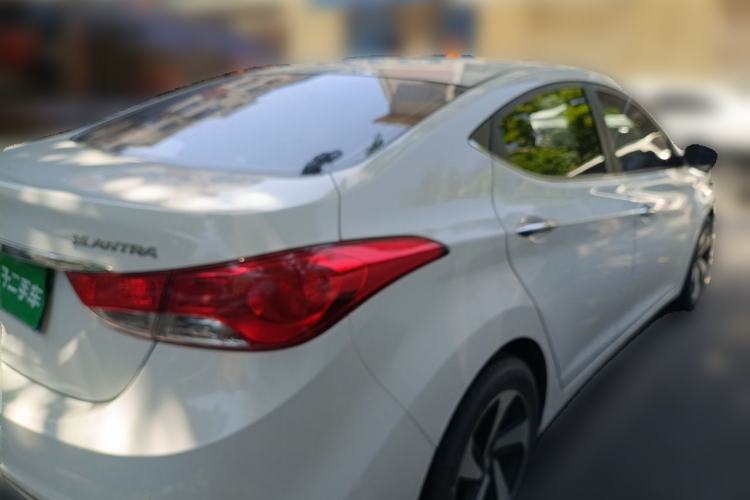 Used Hyundai Elantra (5th Generation / Langdong) 2012 1.6L Automatic Leading Model Rear Right 45 Deg