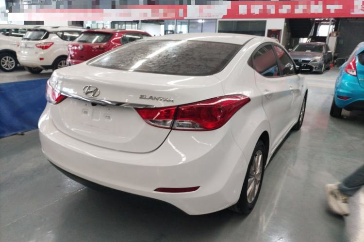 Used Hyundai Elantra (5th Generation / Langdong) 2012 1.6L Automatic Fashion Edition Rear Right 45 Deg