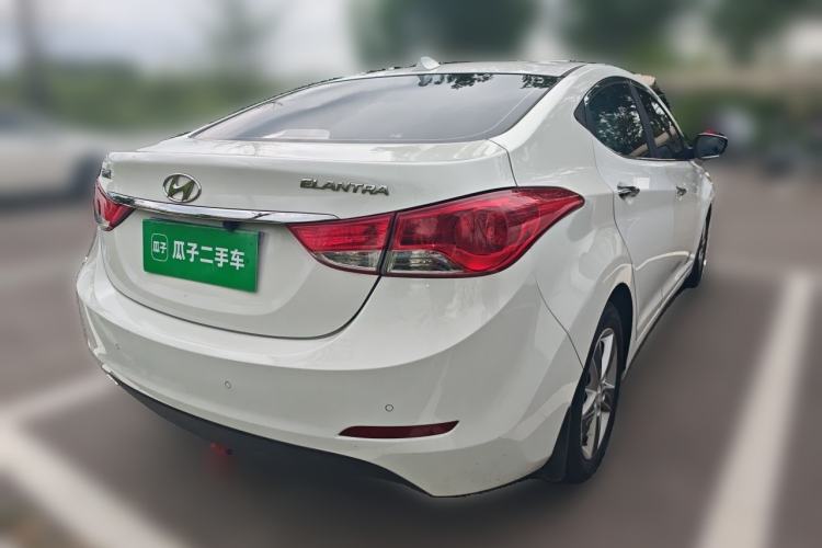 Used Hyundai Elantra (5th Generation / Langdong) 2012 1.6L Manual Leading Model Rear Right 45 Deg