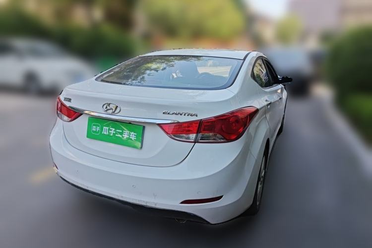 Used Hyundai Elantra (5th Generation / Langdong) 2012 1.6L Automatic Leading Model Rear Right 45 Deg