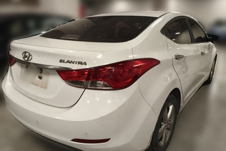 Used Hyundai Elantra (5th Generation / Langdong) 2012 1.6L Manual Leading Model Rear Right 45 Deg