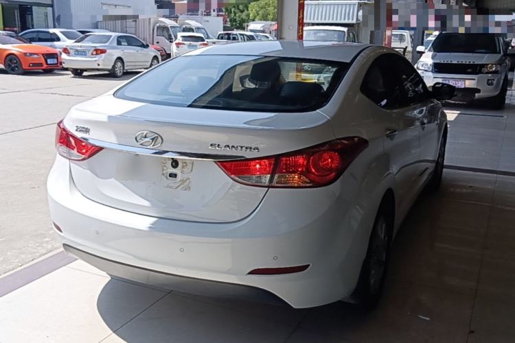 Used Hyundai Elantra (5th Generation / Langdong) 2012 1.6L Manual Leading Model Rear Right 45 Deg