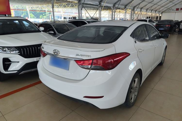 Used Hyundai Elantra (5th Generation / Langdong) 2012 1.6L Manual Fashion Edition Rear Right 45 Deg