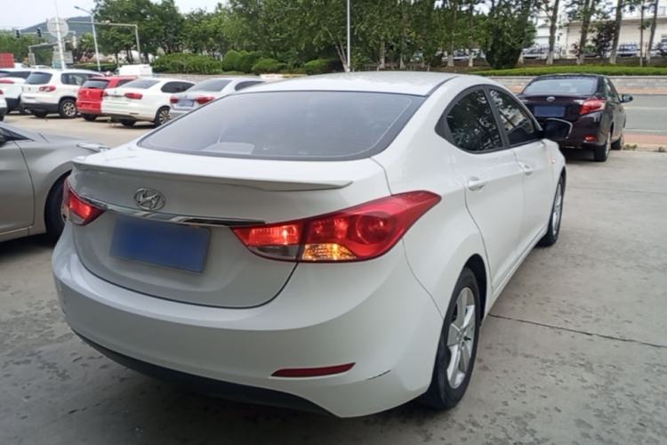 Used Hyundai Elantra (5th Generation / Langdong) 2012 1.6L Manual Fashion Edition Rear Right 45 Deg