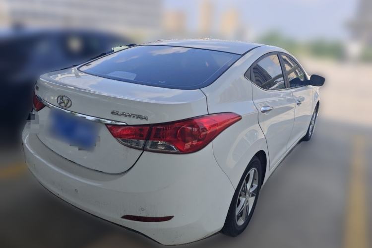 Used Hyundai Elantra (5th Generation / Langdong) 2012 1.6L Manual Leading Model Rear Right 45 Deg