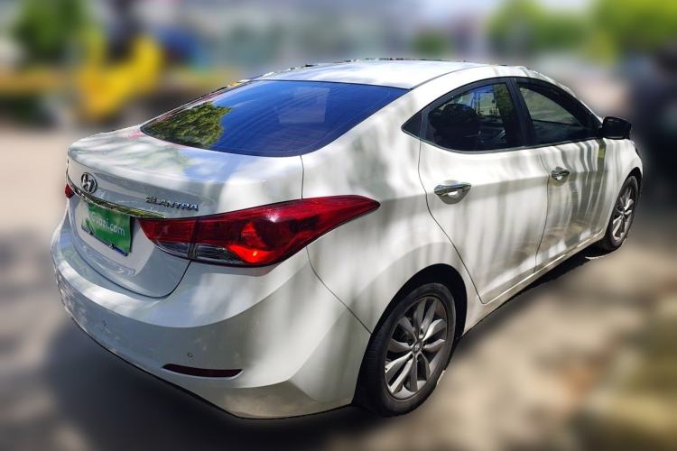 Used Hyundai Elantra (5th Generation / Langdong) 2012 1.6L Manual Leading Model Rear Right 45 Deg
