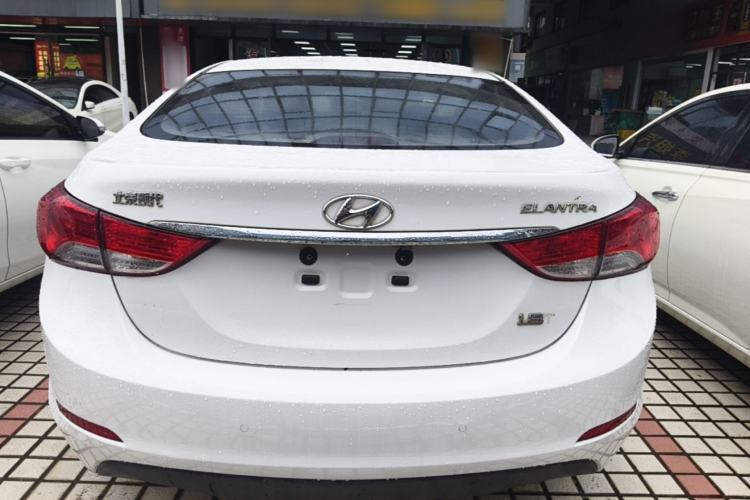Used Hyundai Elantra (5th Generation / Langdong) 2012 1.6L Automatic Fashion Edition Rear