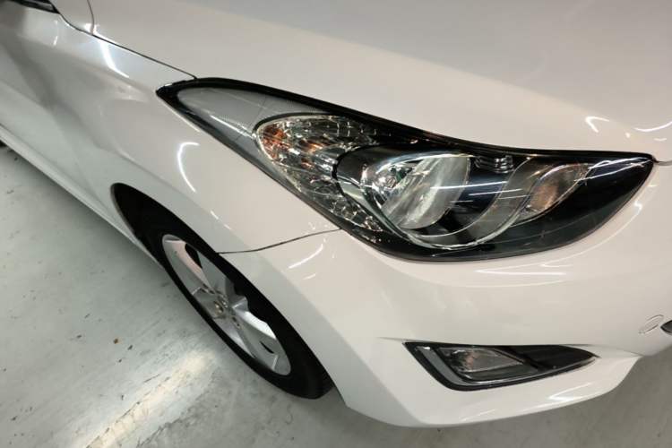 Used Hyundai Elantra (5th Generation / Langdong) 2012 1.6L Automatic Leading Model Right Front Headlight